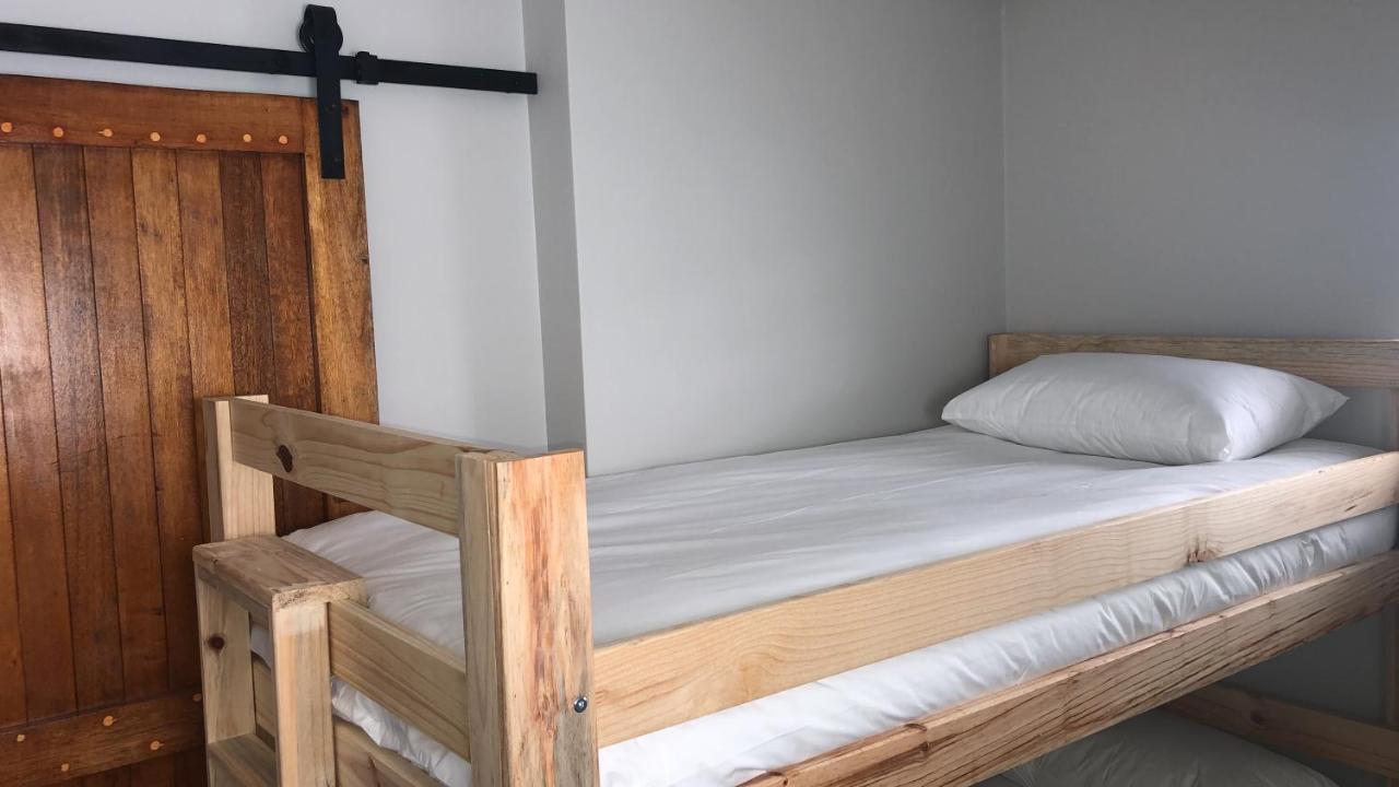 Coral Wood Self Catering Suites And B&B อีสต์ลอนดอน ภายนอก รูปภาพ
